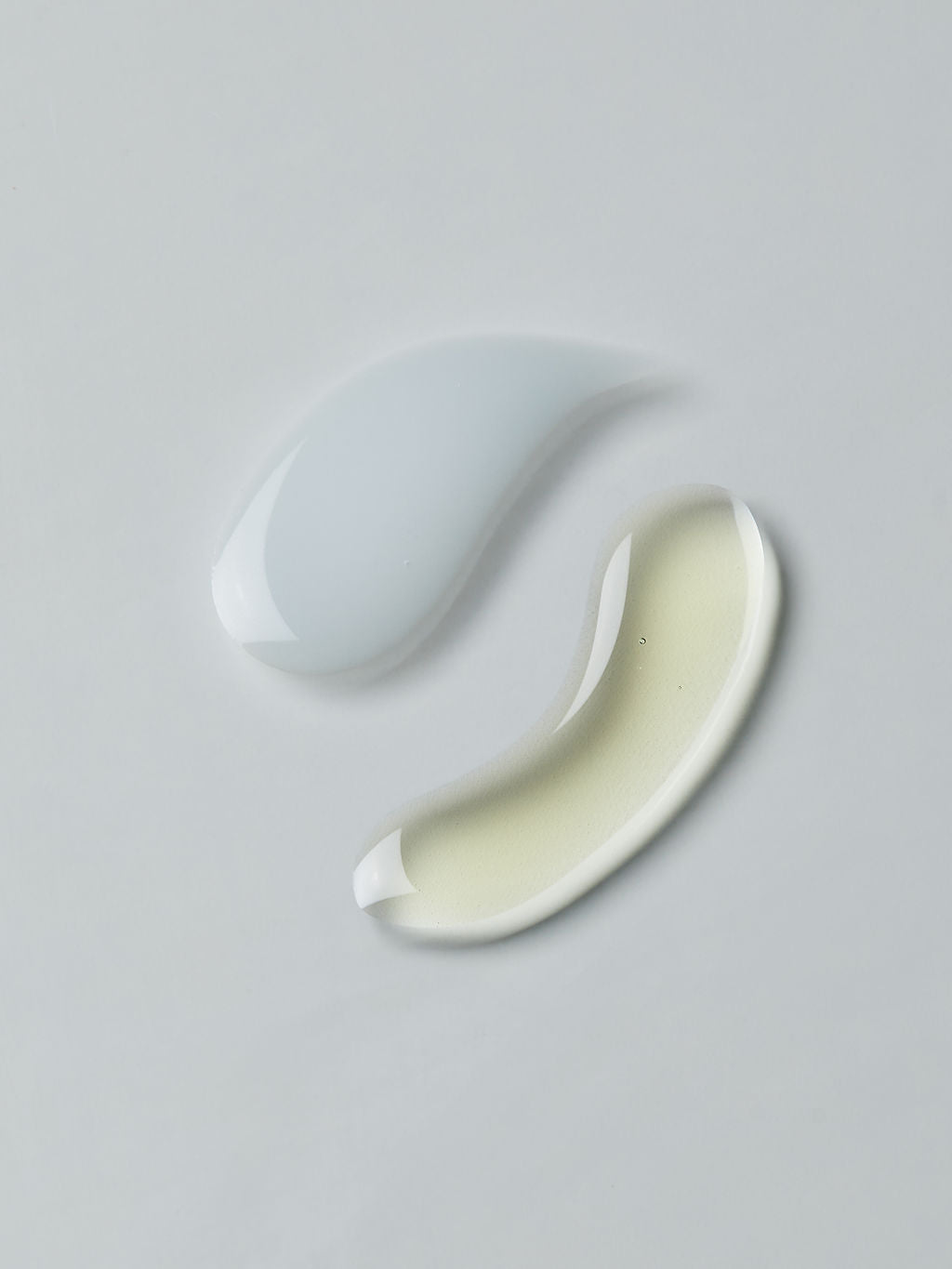 the mara essentials duo with pearl peptide glaze and universal face oil swatches