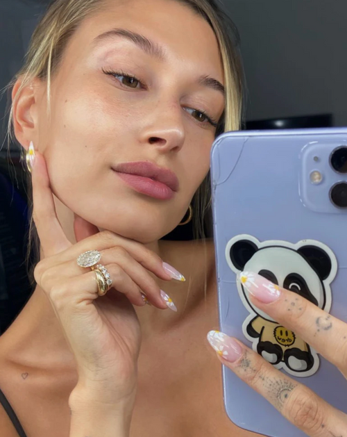 Hailey Bieber Just Revealed All of Her Favorite Skin Care Products | Mara Beauty
