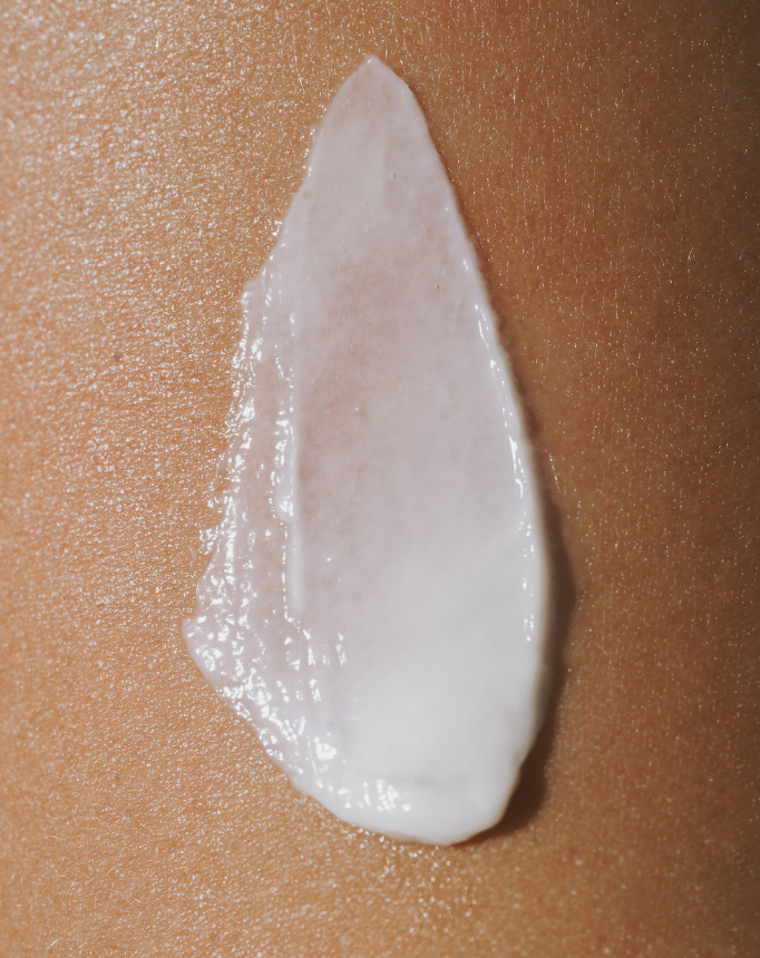 SeaDream Algae Creme swatch on skin