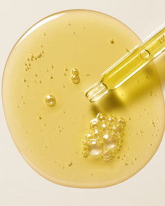 texture of Universal Face Oil