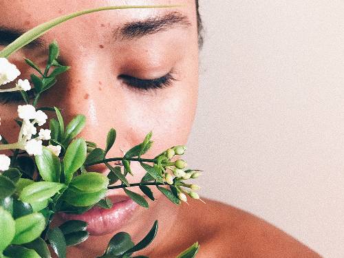 14 Best Anti-Aging Oils That Dermatologists Actually Use