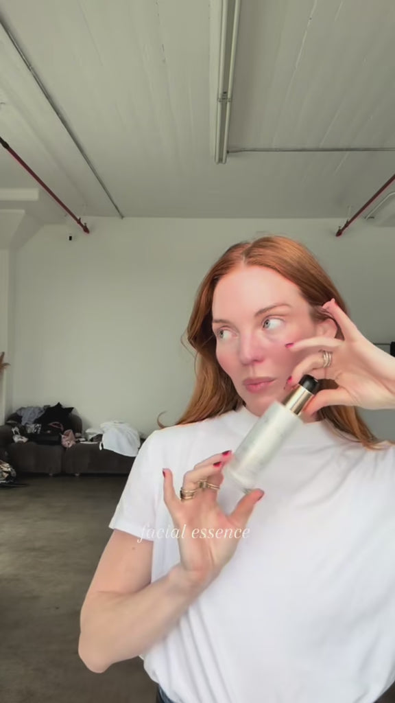 allison mcnamara using the mara essentials duo with pearl peptide glaze and universal face oil